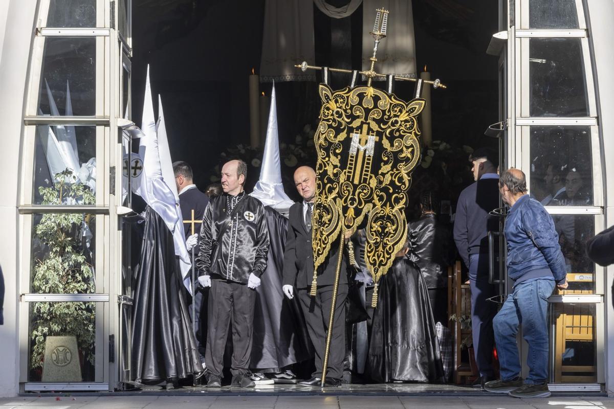 Así ha sido la procesión de Las Palmas de Torrevieja 2026 en imágenes
