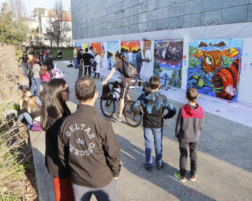 El graffiti de la guardesa, ganador entre los 14 participantes en el festival del Proyecto Ewa.