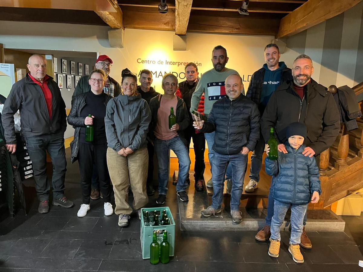 Presentación de la a Asociación de Sidra Casera y de la Manzana del Alto Nalón.