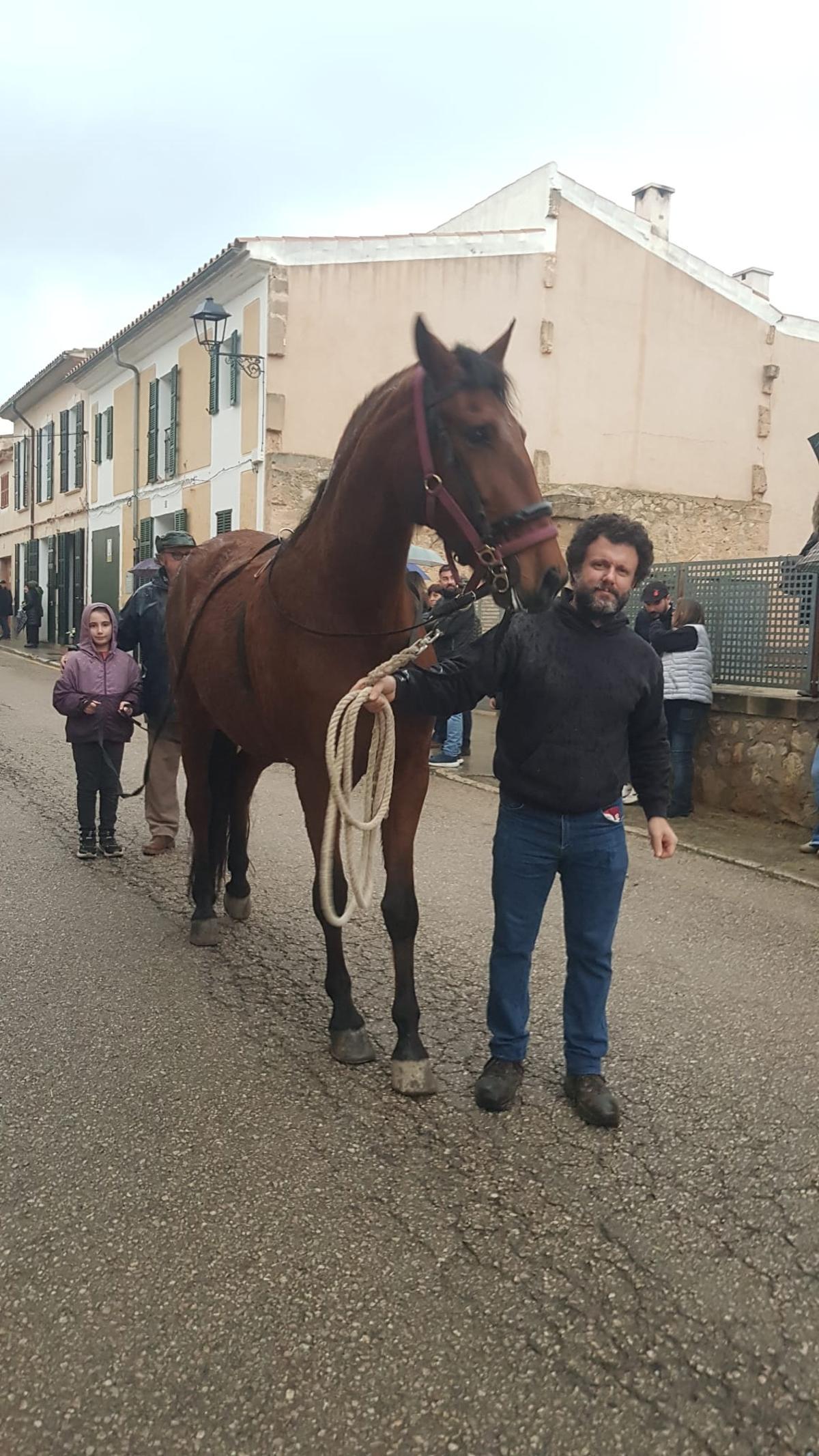 FOTOS | Las 'beneïdes' en varios pueblos de Mallorca, en imágenes