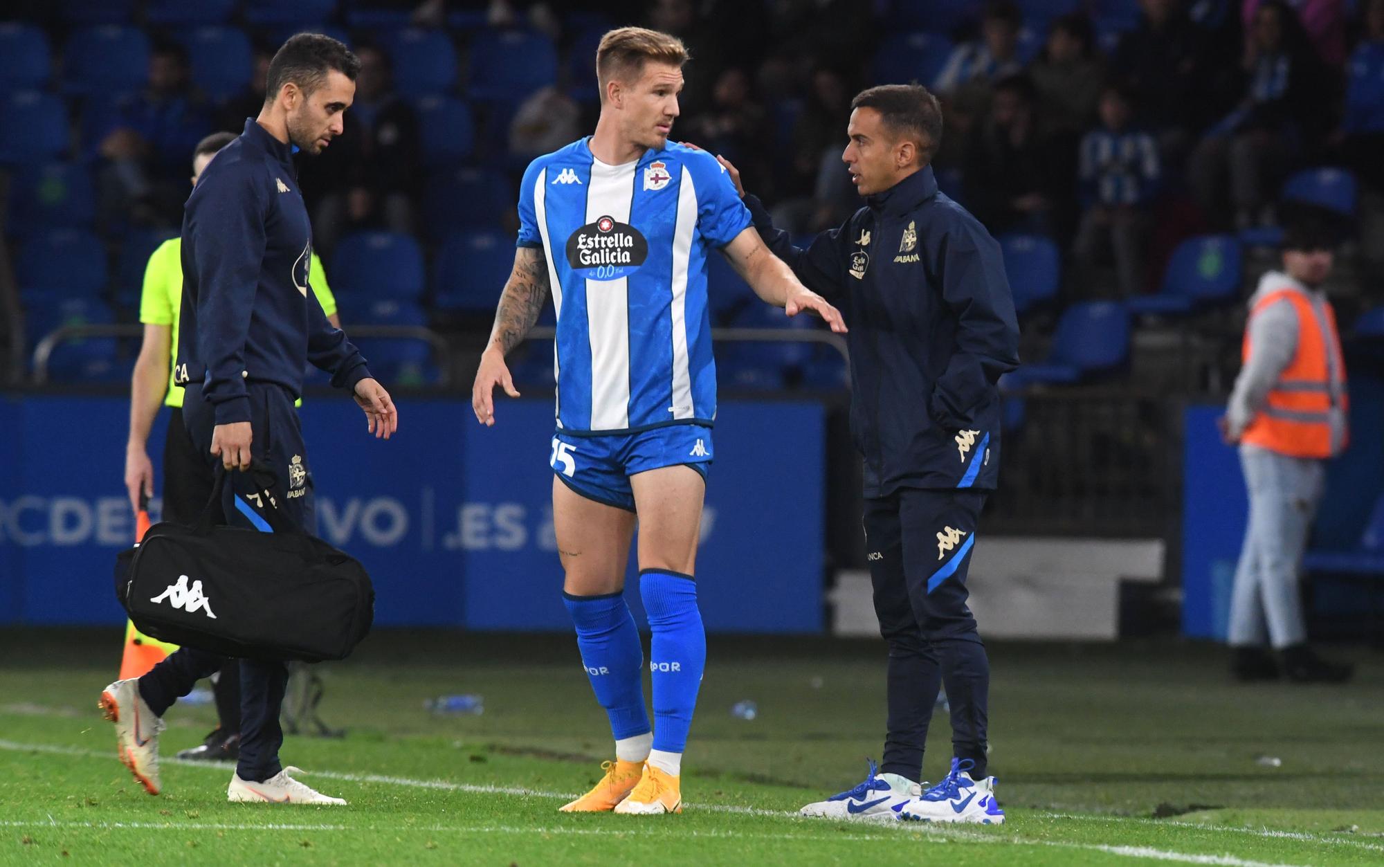 El Dépor se impone en Riazor al colista Talavera (3-2)