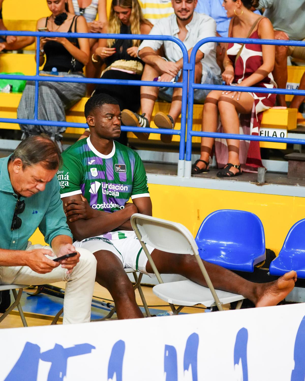 Fotos del primer partido de la pretemporada del Unicaja ante el Melilla Baloncesto