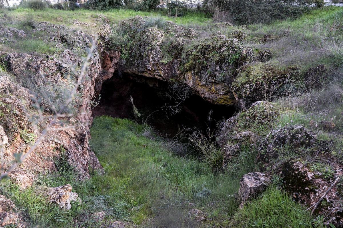 Cueva del Conejar, en Cáceres
