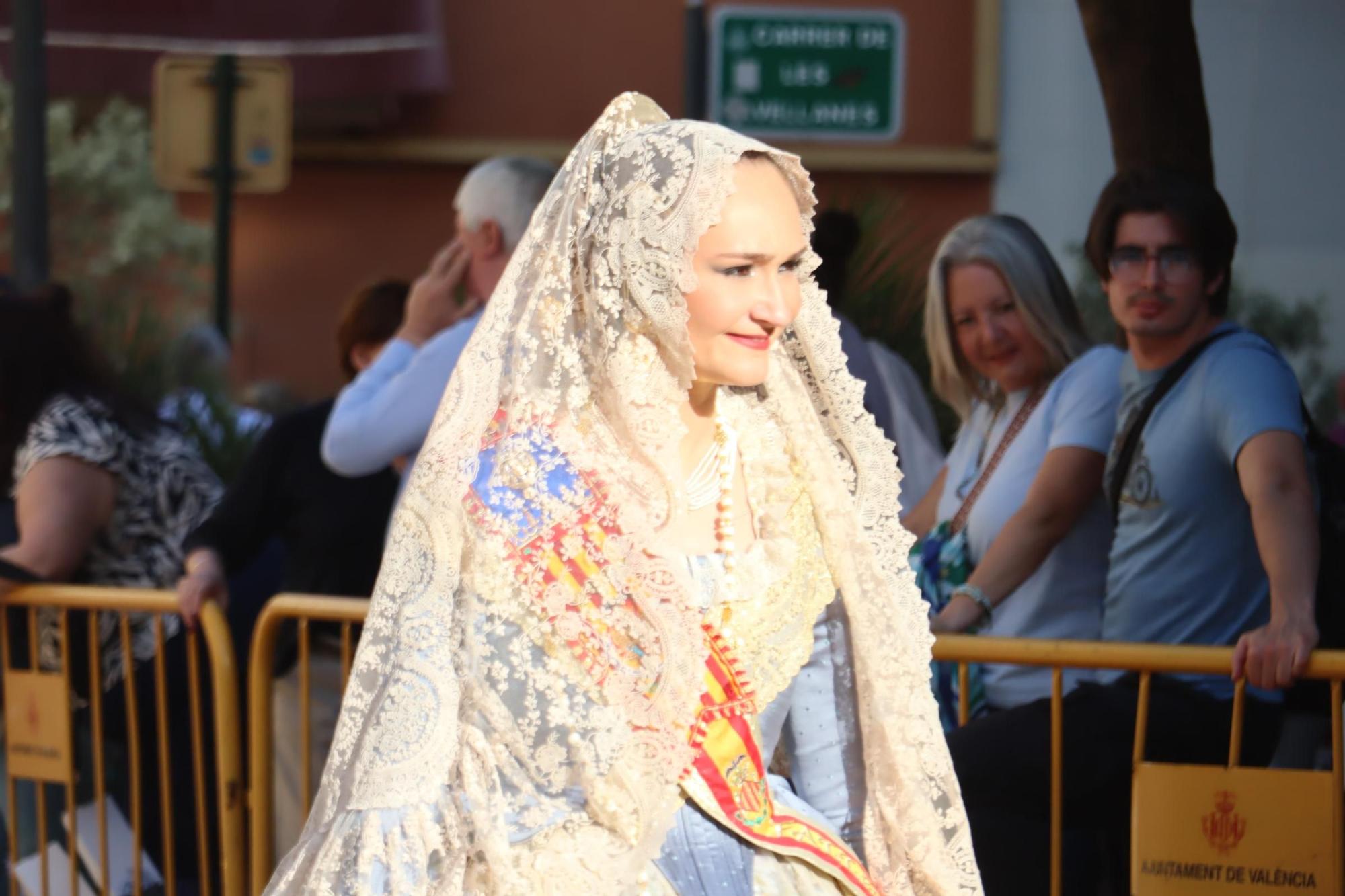 Comisiones de falla en la Procesión de la Virgen (4/5)