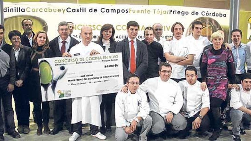 Raúl Resino Gana el Concurso de Cocina en Vivo