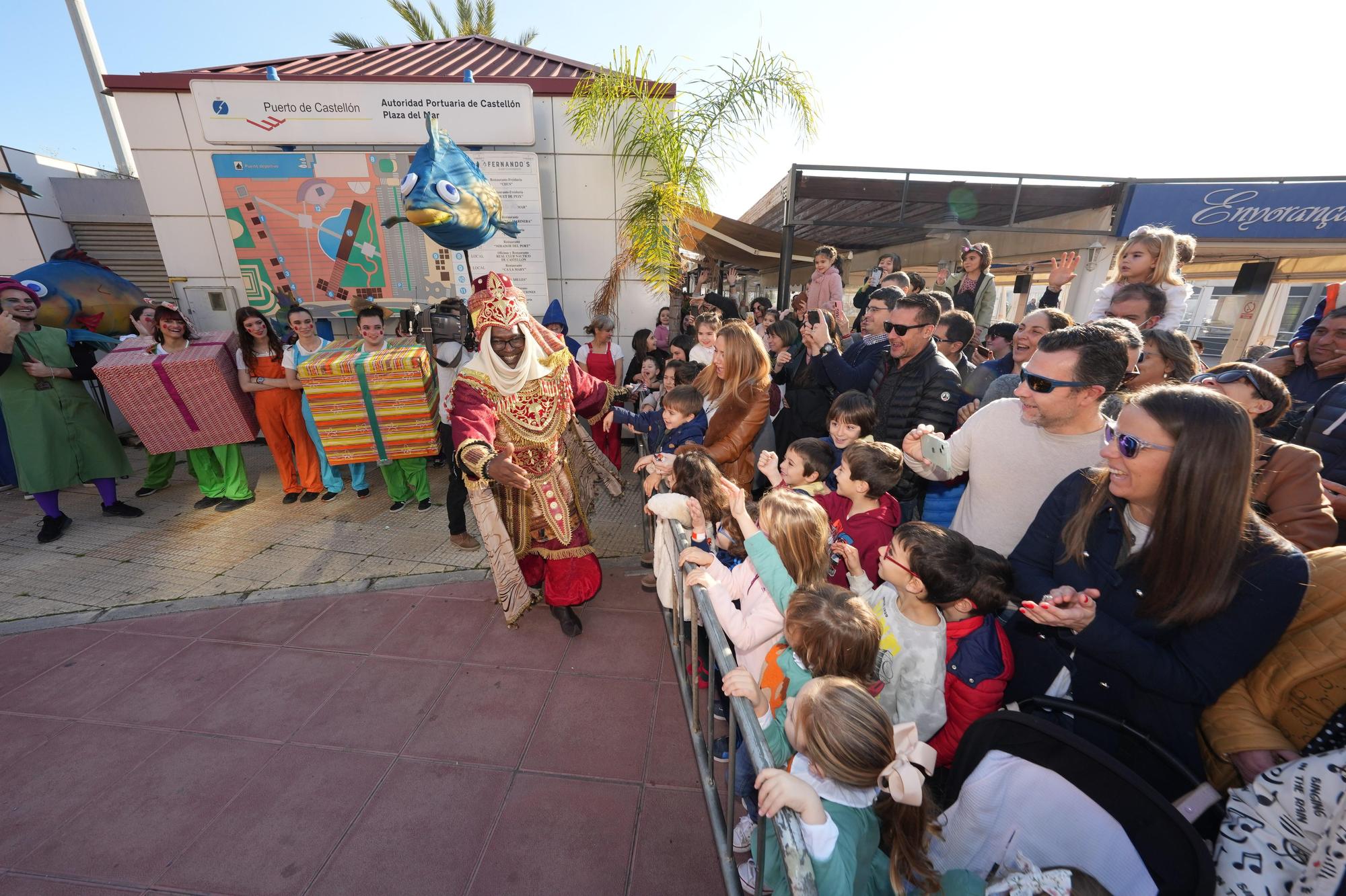 Las mejores imágenes de la llegada de los Reyes Magos a Castellón