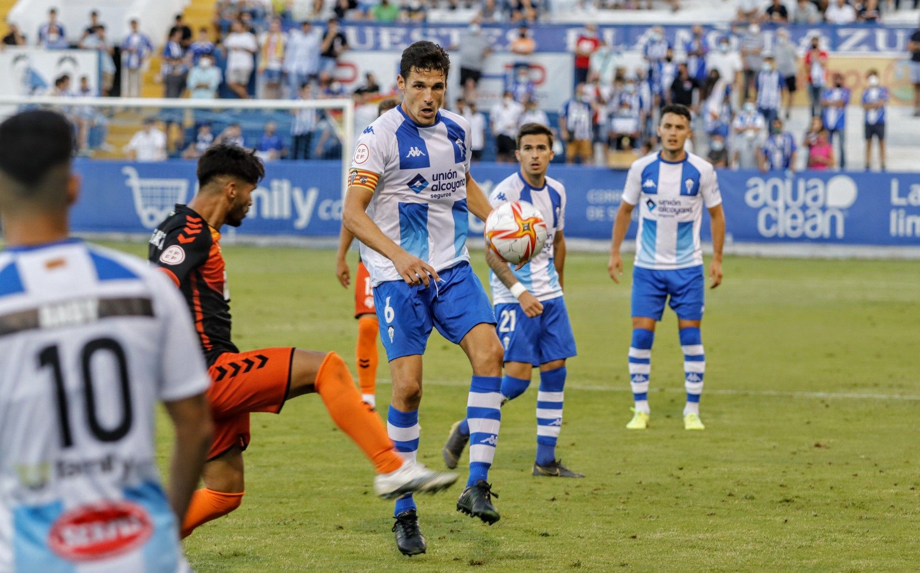 El Alcoyano se mantiene invicto / JUANI RUZ