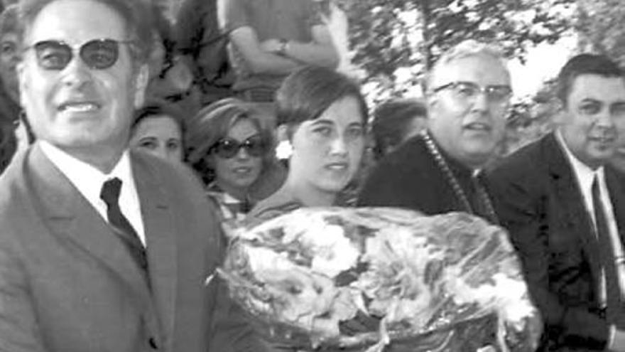 Jaume Pastells (a l&#039;esquerra) a la festa de la vellesa del 1968.