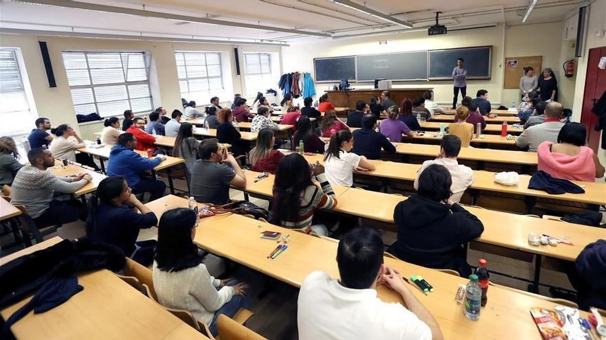 Un error en la plantilla de respuestas del MIR obliga a alargar el examen un cuarto de hora