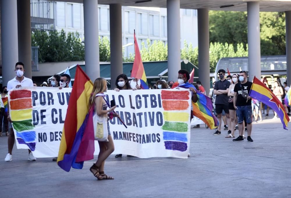 Cientos de personas se manifiestan en Murcia por un orgullo de clase y combativo