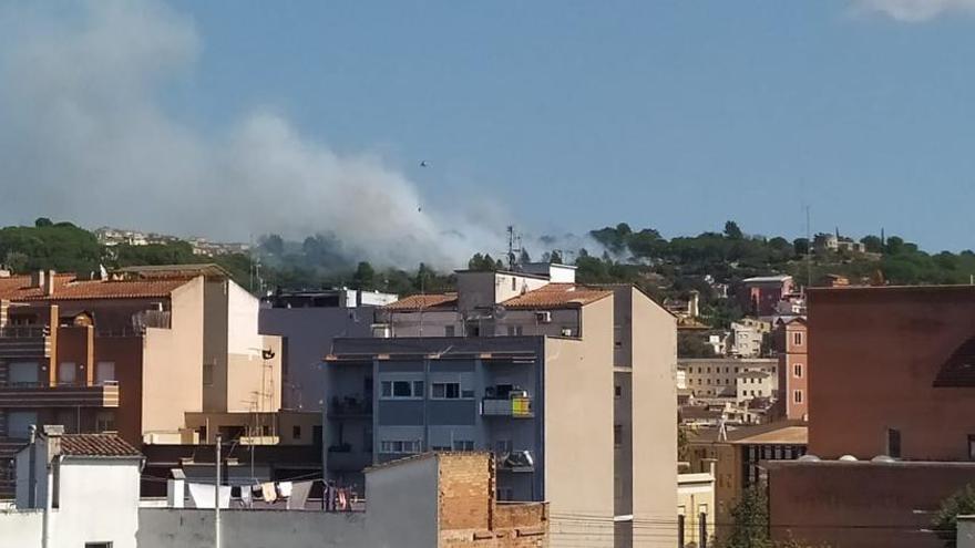 VÍDEO: Incendi forestal a Girona