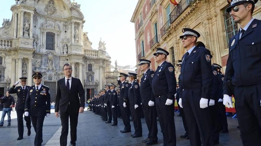 La Policía Local de Murcia dispondrá de nuevo material y nuevo vestuario