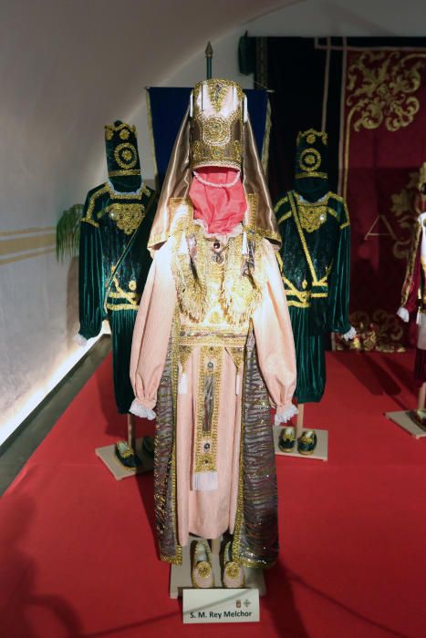 Presentación de los trajes de Reyes Magos de Málaga.