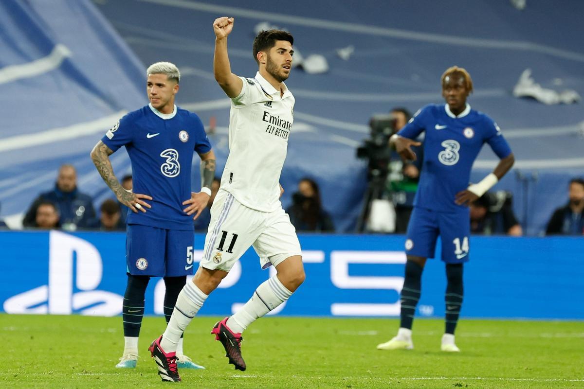 Asensio celebra el segundo gol del Madrid ante el Chelsea.