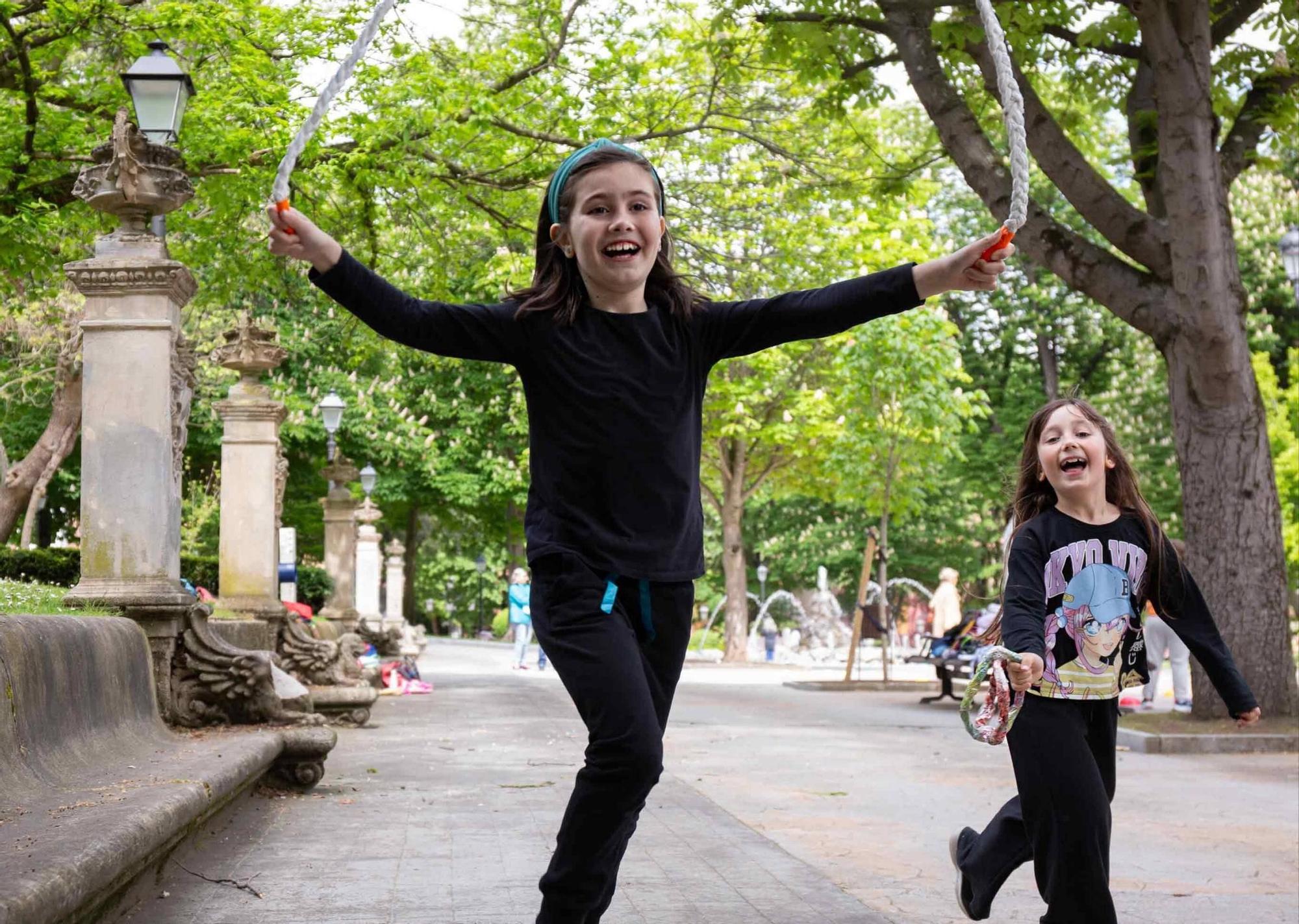 Así fue la celebración en Oviedo del Día de la Educación Física en la Calle