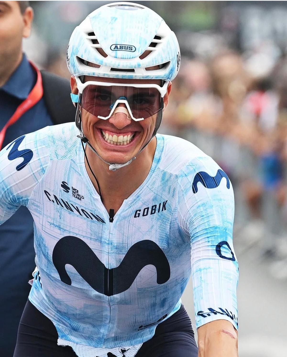 Enric Mas, con los colores del Movistar Team.