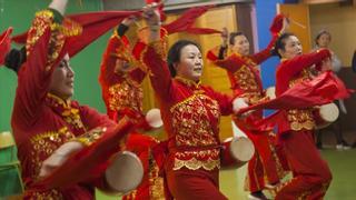 La mayor comunidad china que ha tenido Barcelona se vuelca en su Año Nuevo