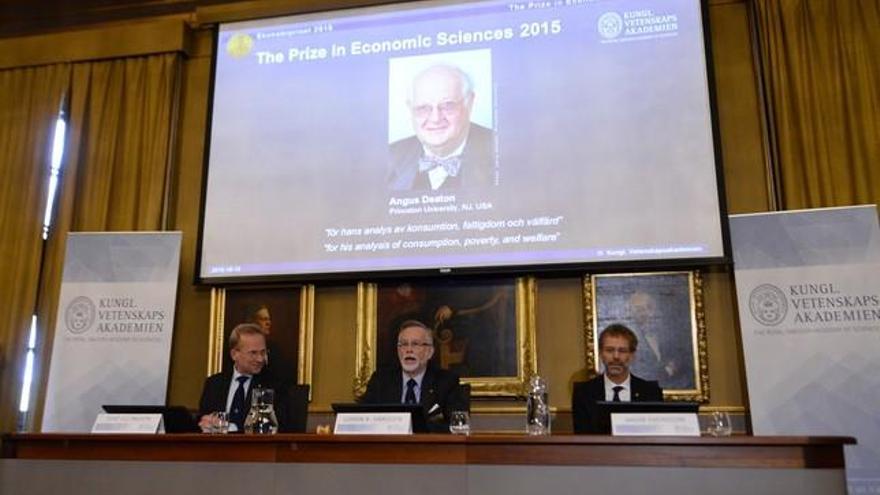 El escocés Angus Deaton gana el Premio Nobel de Economía