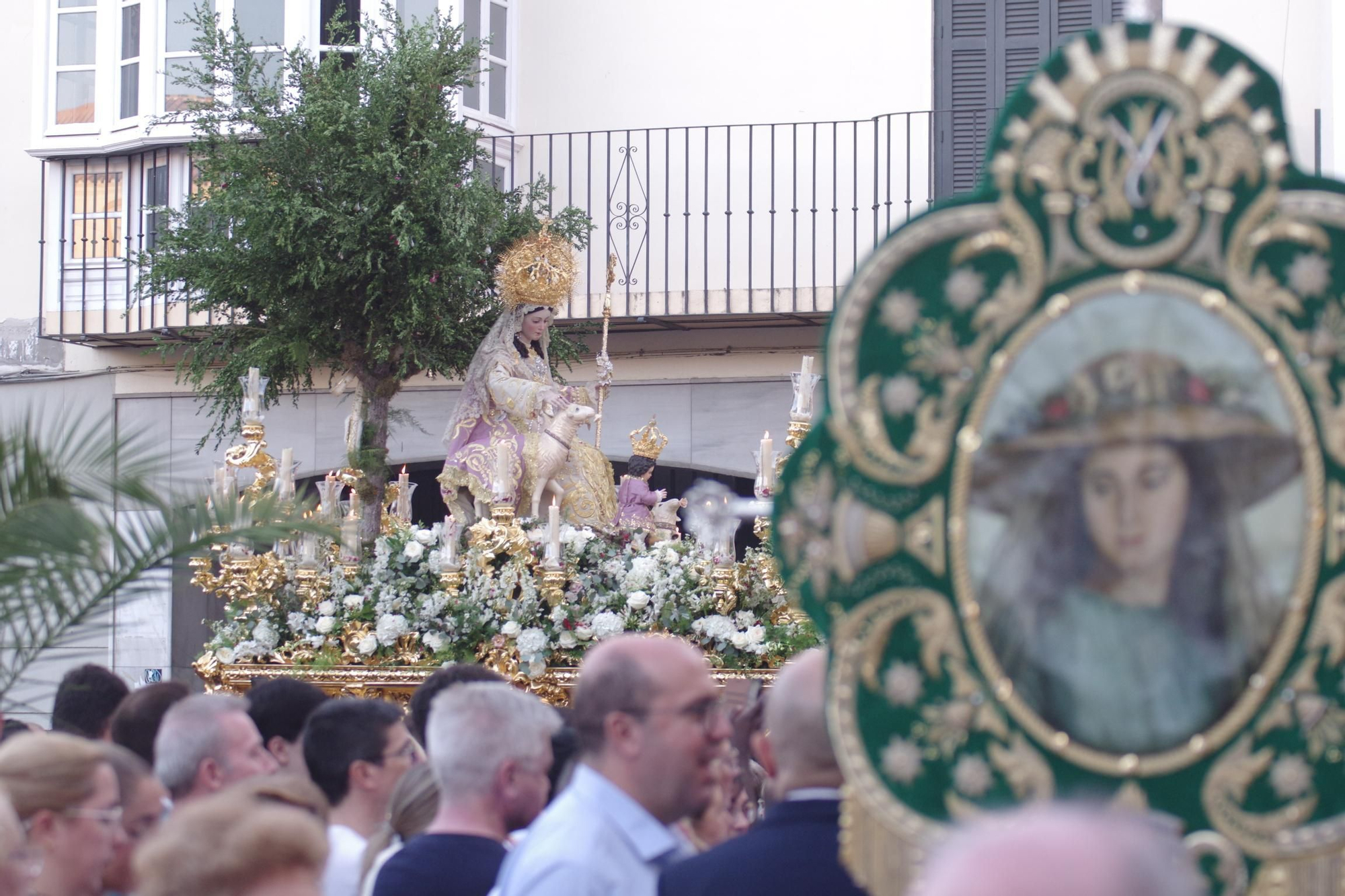 La procesión de la Divina Pastora por su Coronación Canónica, en imágenes