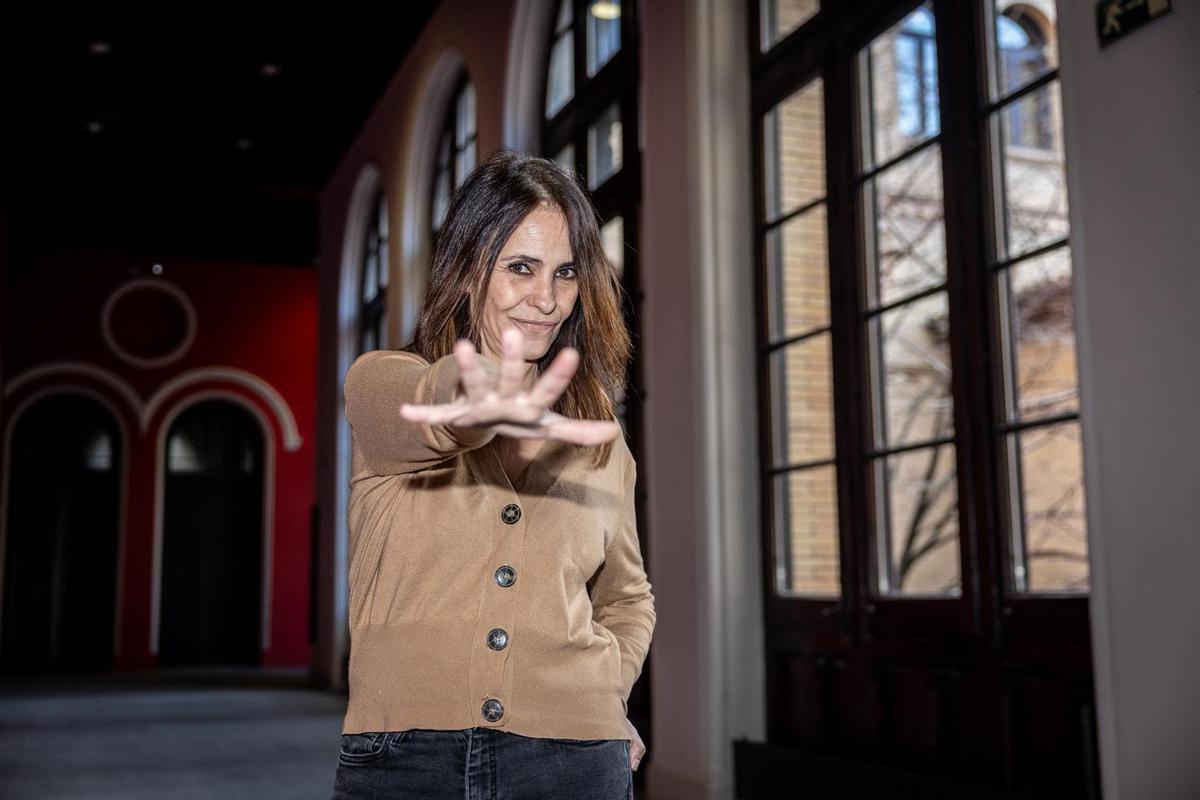 Mélani Olivares, este jueves, en el Paraninfo de la Universidad de Zaragoza.