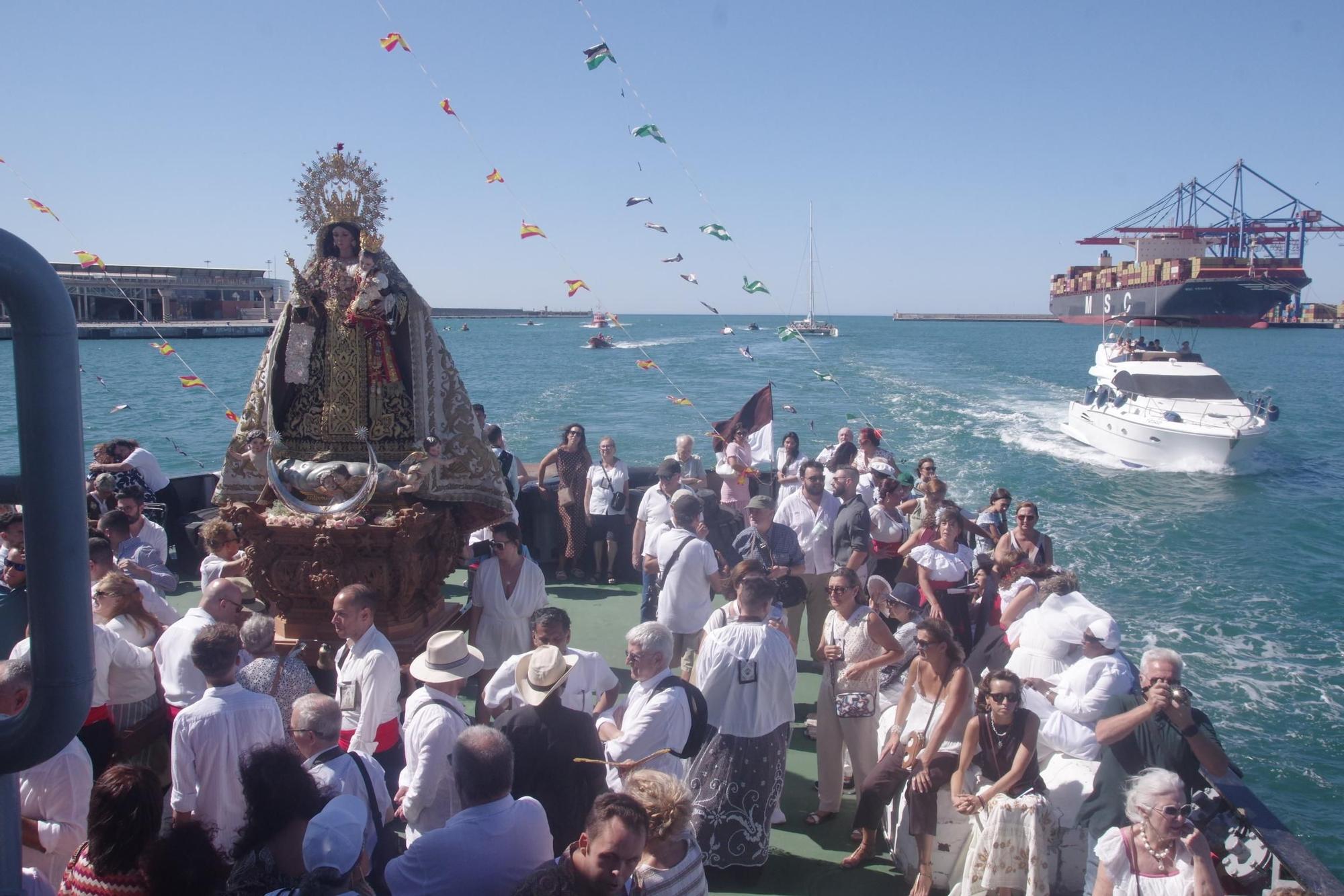 Procesión marítima Carmen de la Virgen del Carmen Coronada de El Perchel