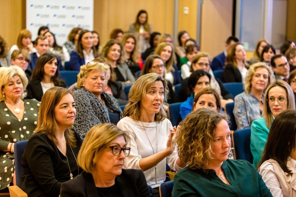 Caixabank y Hosbec analizan el papel de la mujer en la empresa.