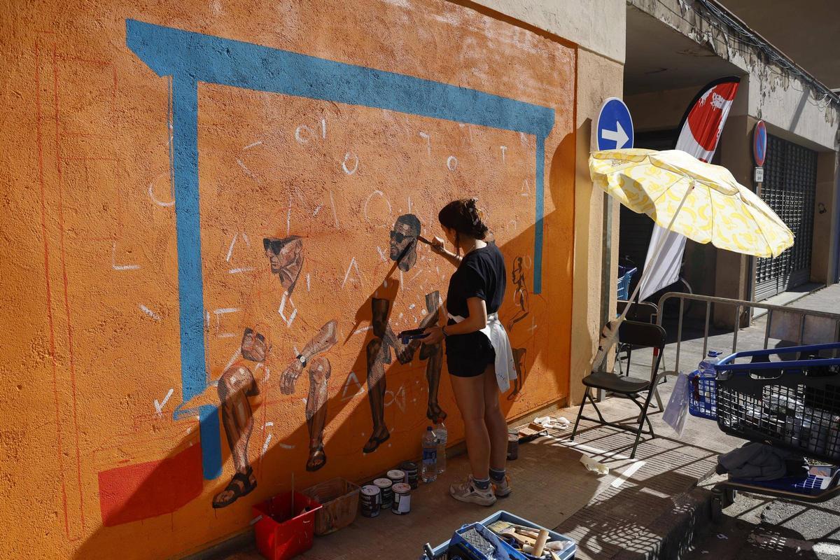 El mural d'Inventora Sutudio, al carreg Puigneulós.