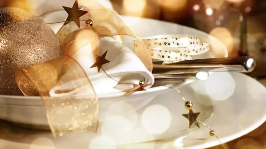 Llena de glamour tu mesa estas Navidades