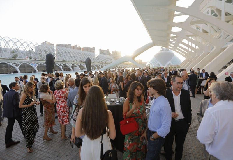 Hortensia Herrero y Jaume Plensa inauguran la exposición de esculturas del barcelonés en la Ciudad de las Artes