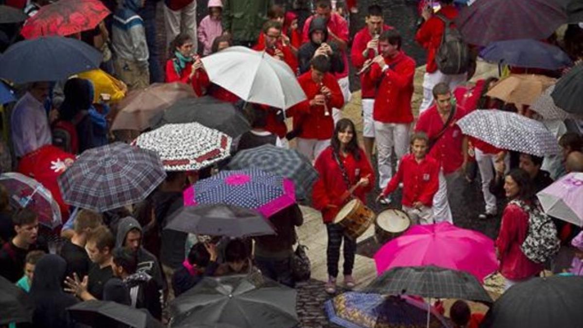 La jornada 'castellera' de la Mercè del 2011, suspendida por un aguacero.