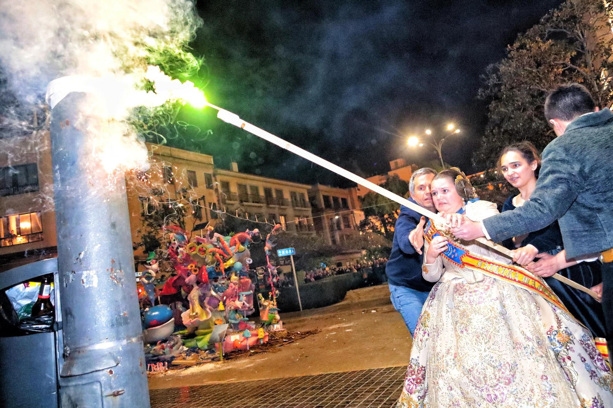 Galería de fotos de la 'cremà' de las Fallas de Burriana 2024