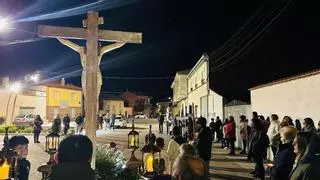 San Cristóbal revive el solemne Vía Crucis