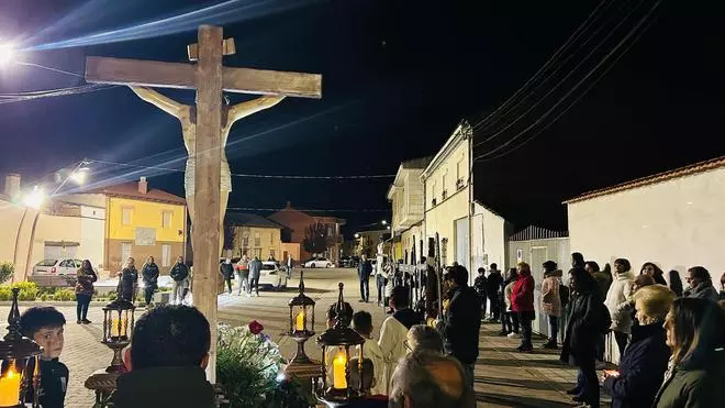 GALERÍA| El Vía Crucis de San Cristóbal, en imágenes
