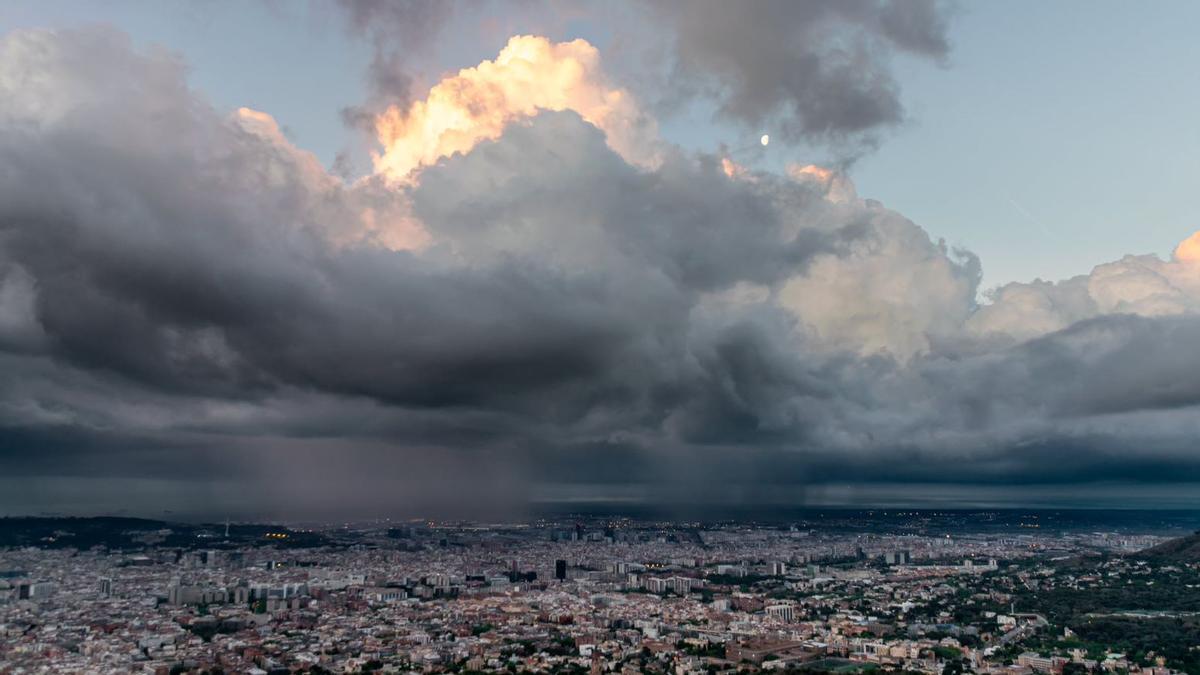 lluvia sobre el puerto