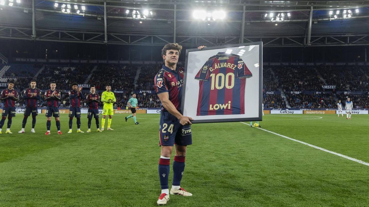 VLC. SPD. Valencia. Levante UD Deportivo Alaves de Liga disputado en el estadio Ciutat de Valencia