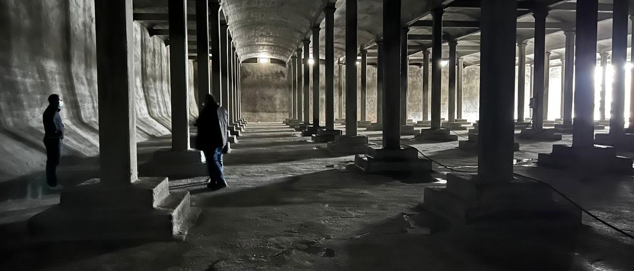 Interior del depósito de Bajo Olletas.