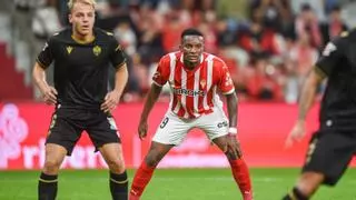 El Sporting remonta y se cuela en la promoción