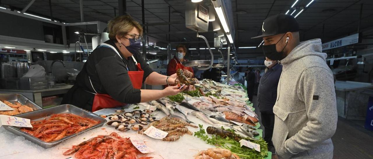 El pescado y marisco lidera la subida de precios de cara a la llegada de las fiestas navideñas, por encima del encarecimiento registrado en años anteriores.