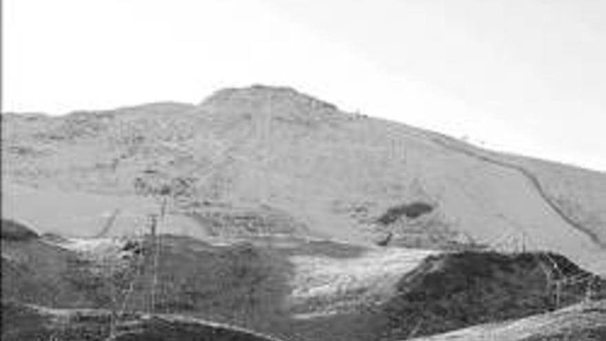 Nieve en las cumbres de Sierra Nevada