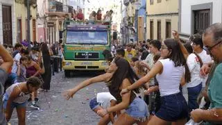 Polémica en el día grande de Guía: la Iglesia ignora al Ayuntamiento y lanza dos minutos de voladores