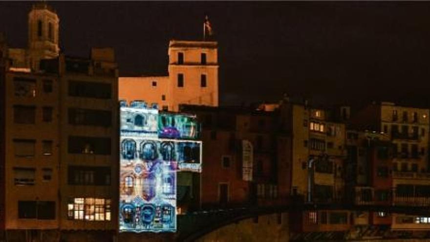 La ruta de la llum convida a visitar Girona sota els «mappings»