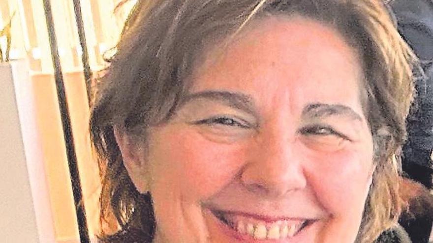 Catalina Ribas Núñez, catedrática en microbiología: «Las células enferman al dejar de entenderse con sus vecinas»