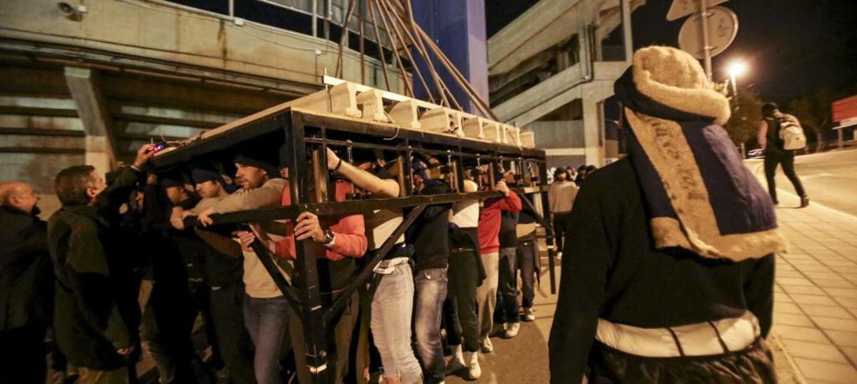 Ensayo de la hermandad del Cristo del Mar, el pasado año.