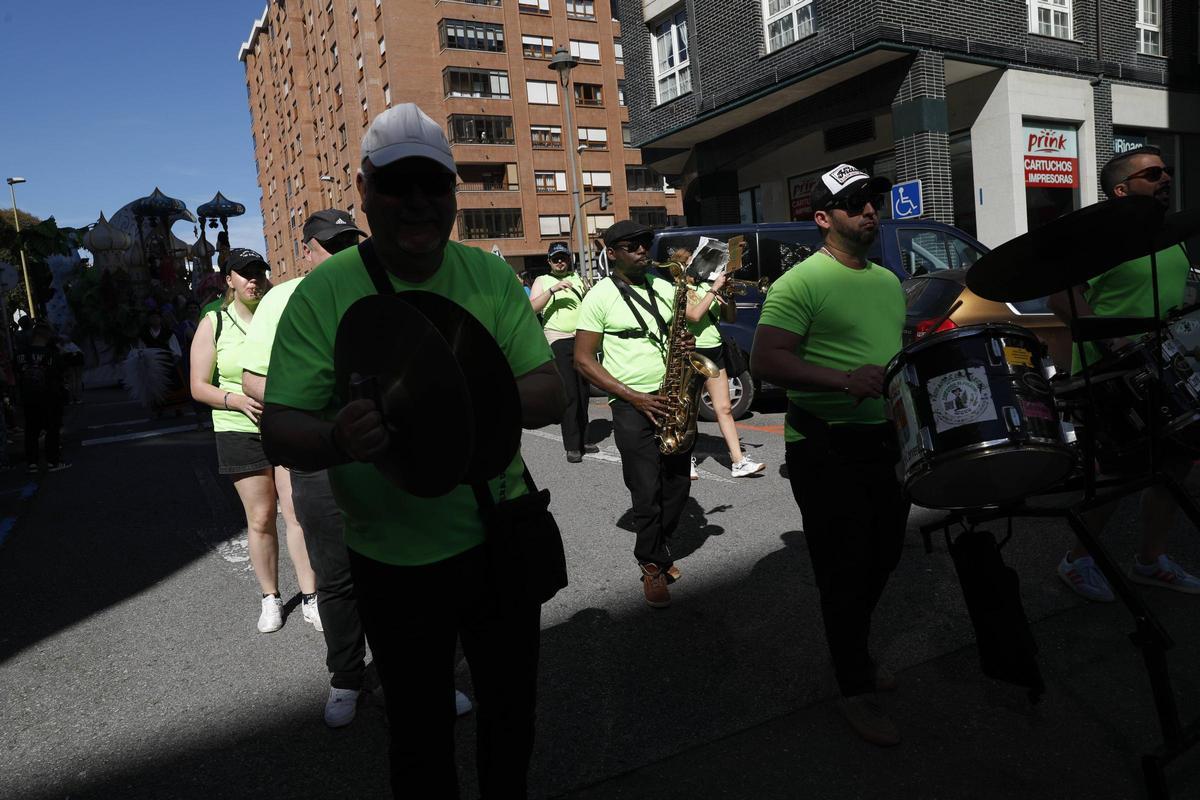 EN IMÁGENES: El desfile de carrozas del lunes de Pascua