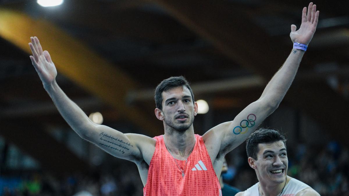 Quique Llopis ya es el español más rápido de la historia en 60 vallas