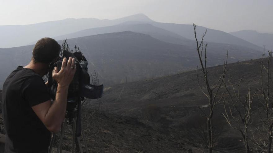 El incendio de León se reaviva y amenaza otras zonas