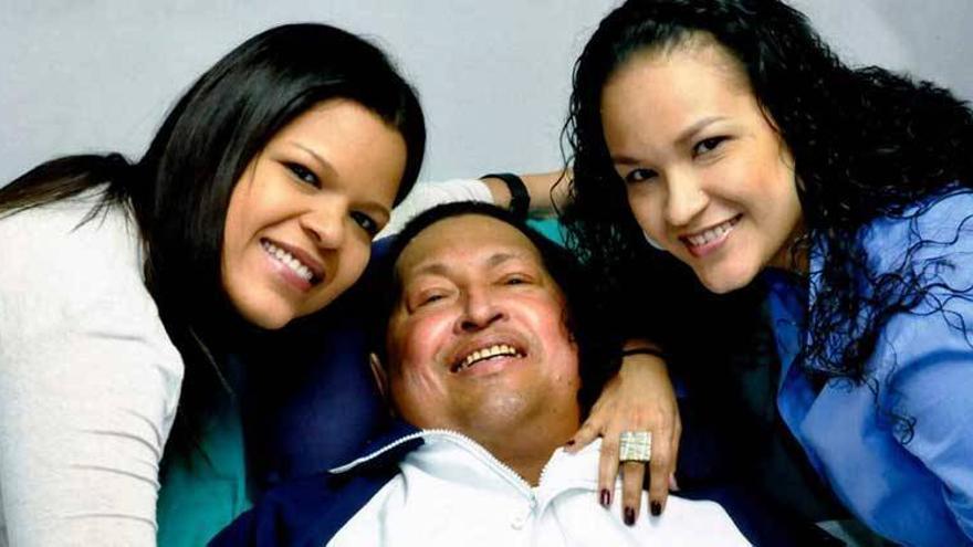 Hugo Chávez muere tras una larga lucha contra el cáncer