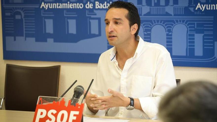 Cabezas desiste de la moción de censura en Badajoz, pero «ha merecido la pena»