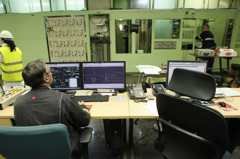 Obras de mantenimiento en la térmica de Aboño