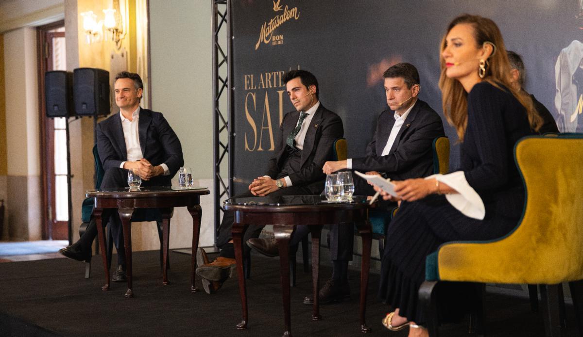 as Palmas acogió ayer el segundo encuentro de El Arte de la Sala, la iniciativa de Ron Matusalem que pone en valor la hospitalidad y el oficio de sala como pilares de la experiencia